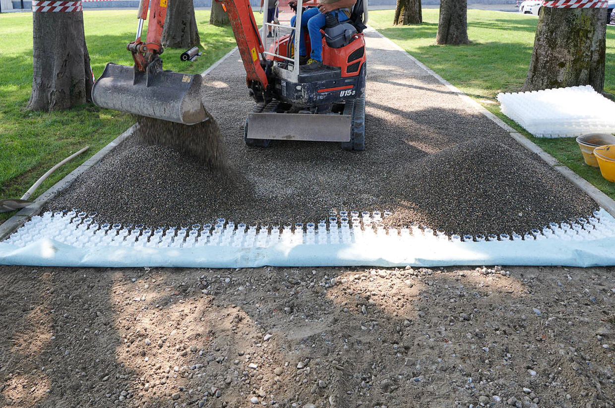 postavljanje geogravel podloge